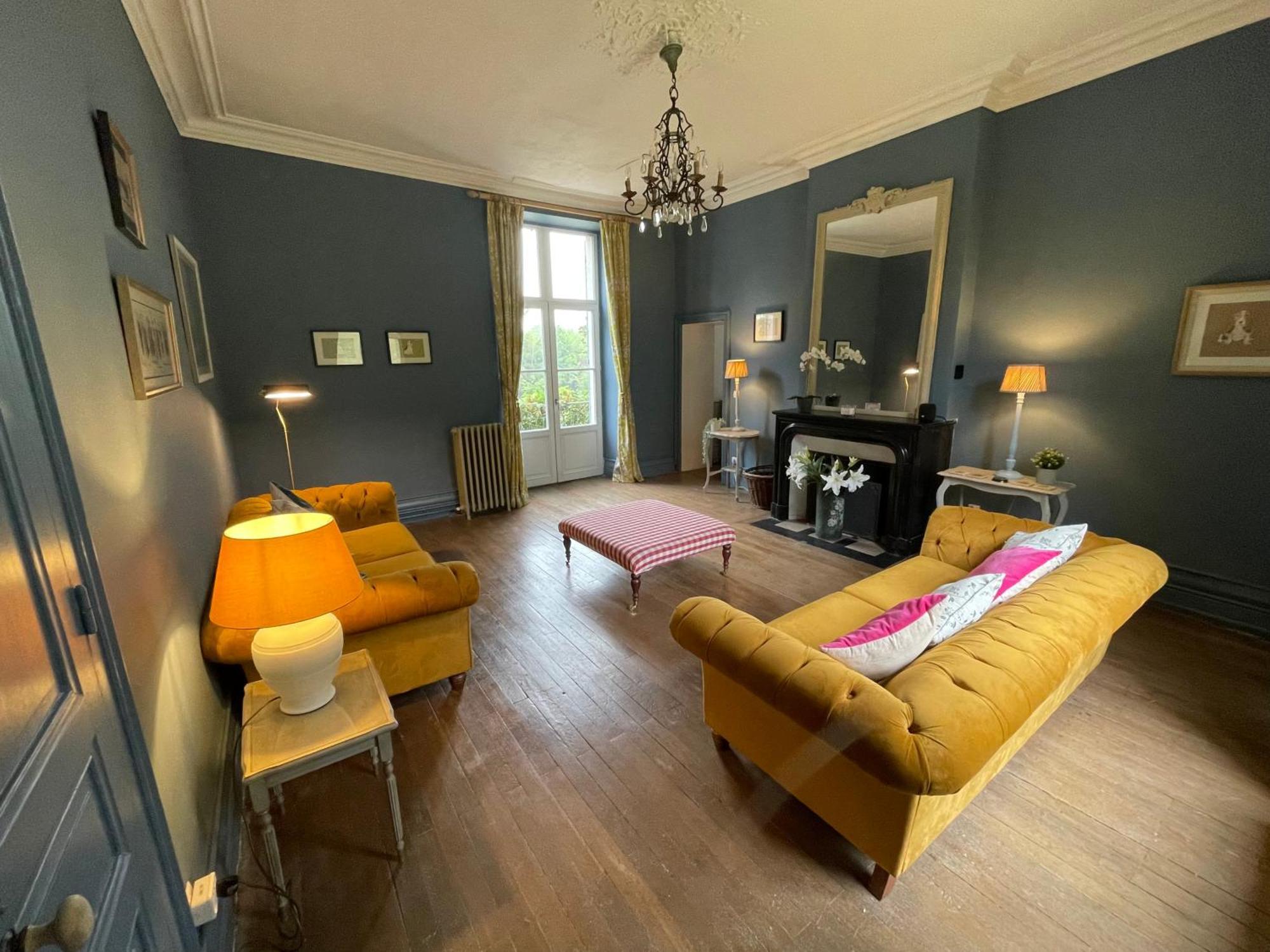 Beautiful 6 Bedroom House With Pool & Large Garden Le Pêchereau 外观 照片